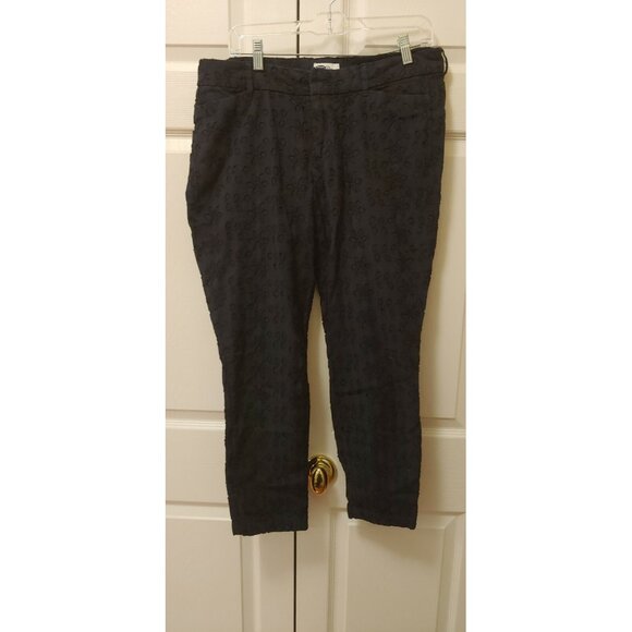 Women Old Navy The Diva Solid Blue Eyelet Ankle Pants Size 12 Regular - Picture 1 of 4